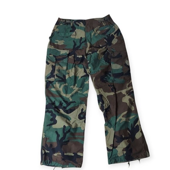US Military Extended Cold Weather Camo Nylon Trousers 8415010997858 MED/REG - Picture 3 of 7